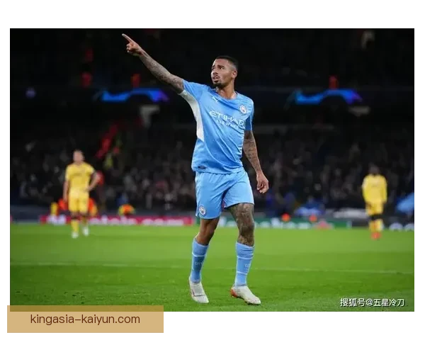 凯莱奇·伊赫内乔在英超近期表现稳健，助力球队争夺高位。